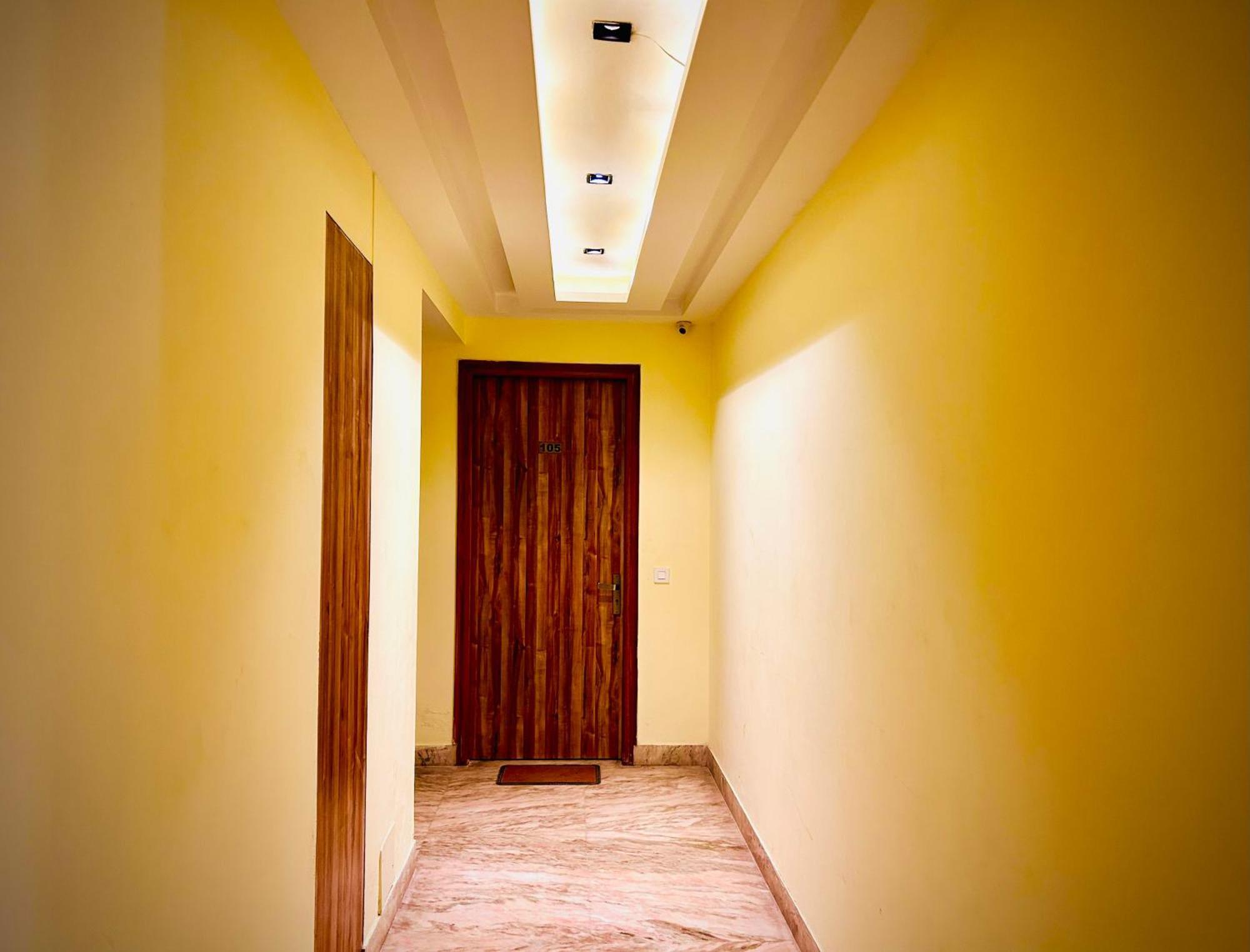 Hotel Royal Paradise By Kdson Neu-Delhi Exterior foto
